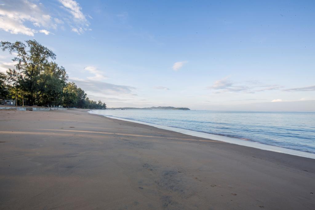 קאו לק The Anda Mani Khaolak Beachfront Villas מראה חיצוני תמונה